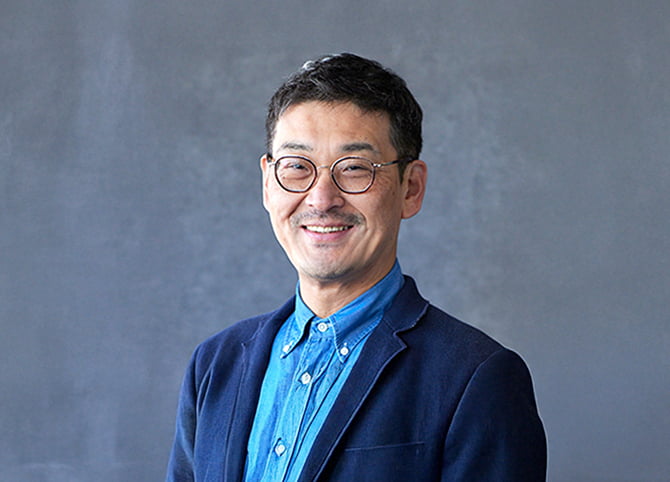 井登 友一