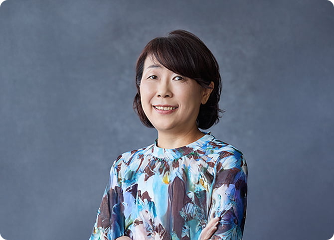 三宅 綾