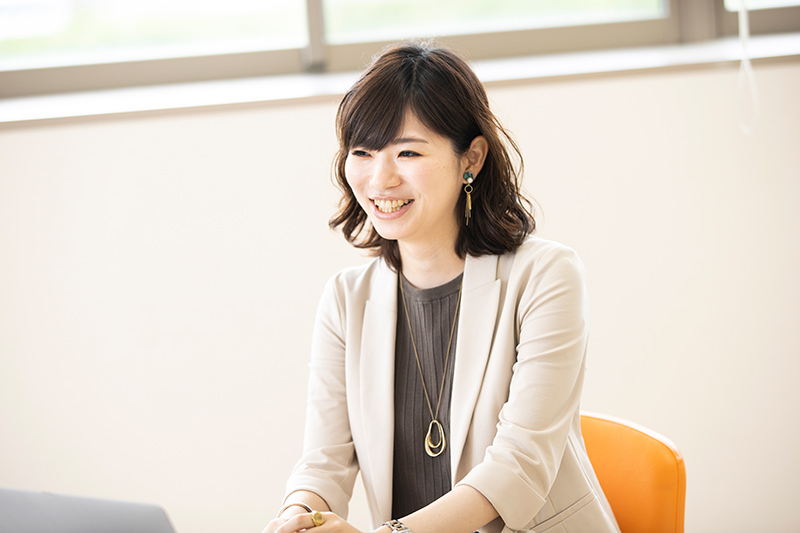 インフォバーン 逢澤彩織