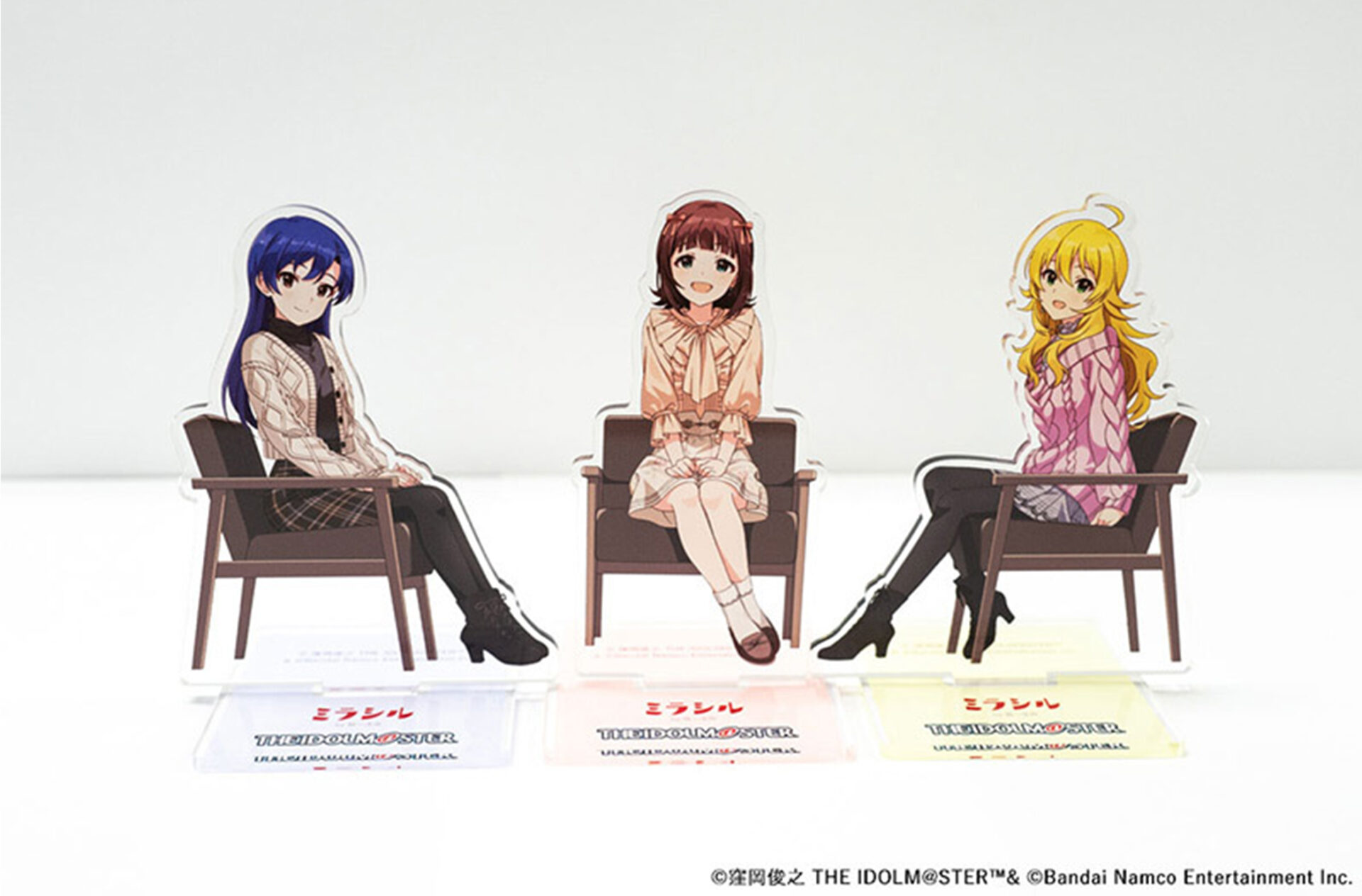 「アイドルマスター」の描き下ろしイラストを使用したアクリルスタンドのイメージ